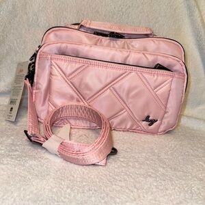 Lug Scoop SE Crossbody - Bubble Pink